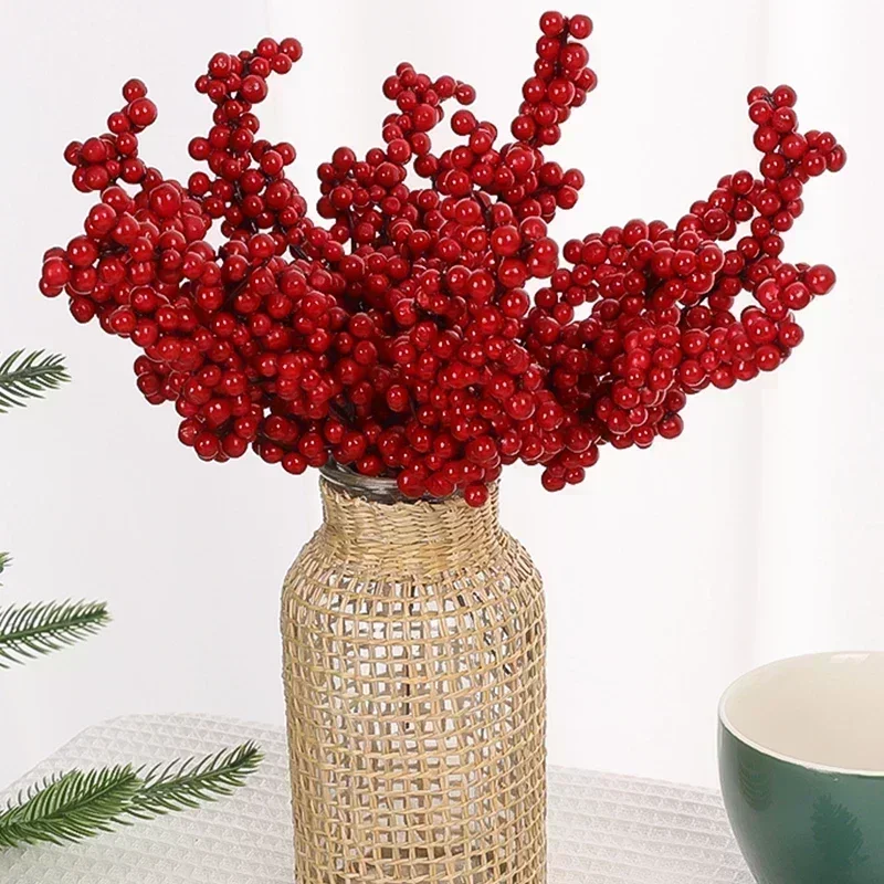 Christmas Artificial Red Berri - огляд і ціна Christmas Wreath Fake