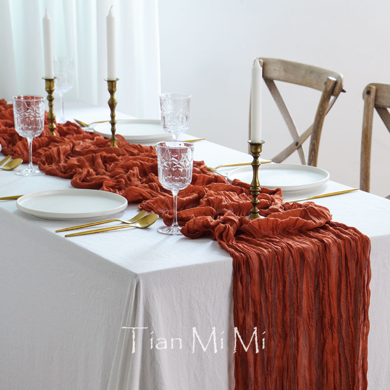 Semi-Sheer Gauze Table Runner  - огляд і ціна Christmas Table Runner